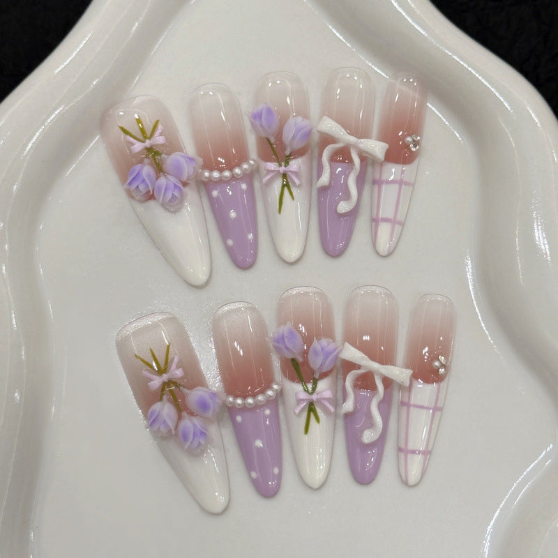 Pure handmade Romantic Purple Yu Spring and summer three-dimensional tulips are cold and have a white temperament